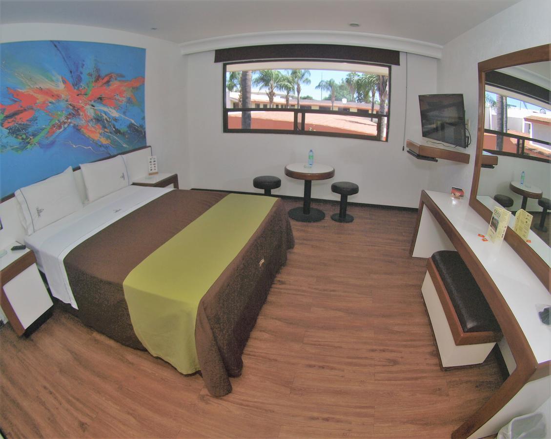 Auto Hotel Niza Tlaquepaque Bagian luar foto